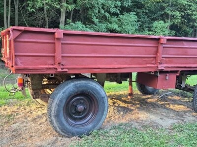 Prodajem prikolicu Kikindu