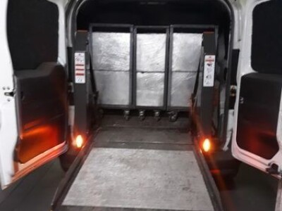 Prodajem rampu DHOLLANDIA DH-P2.04 nosivost 450 kg.