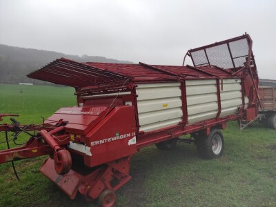 Prodajem samoutovarnu prikolicu pottinger 30 kubika