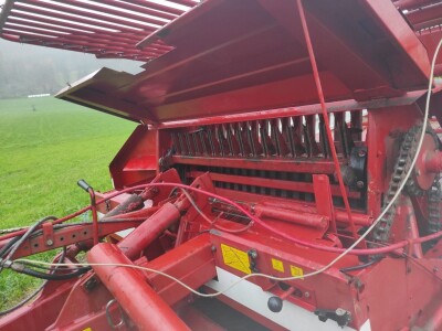 Prodajem samoutovarnu prikolicu pottinger 30 kubika