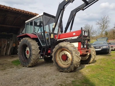 Prodajem Traktor INTERNACIONAL 1982.g. 80KS