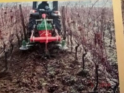 Prodajem vinogradarsku kopačicu