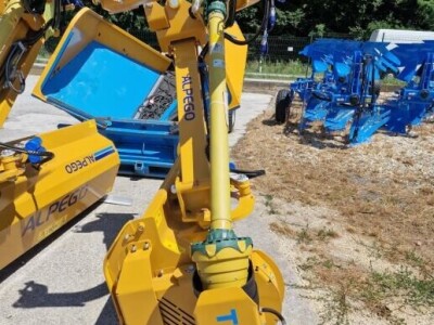 Profesionalni bočni malčer Alpego TriLat TL 33