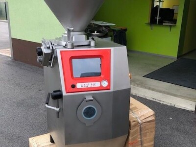 PUNILICA VAKUMSKA HTS 95