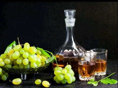 Rakija i vino na prodaju