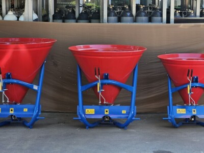 Rasipač mineralnog gnojiva 500 (RG)