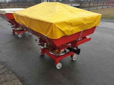 Rasipač umjetnog gnojiva 1000 l