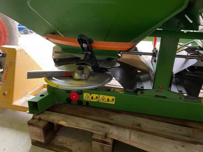 Rasipač umjetnog gnojiva Amazone ZA-M