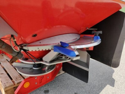 Rasipač Rauch Axis 30.1