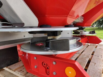 Rasipač Rauch Axis 30.1