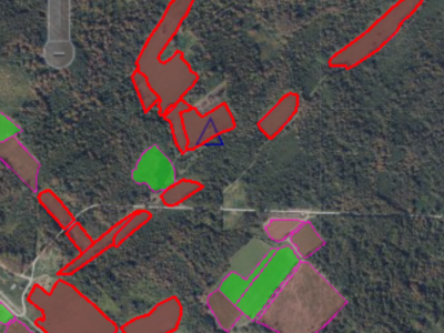 Prodajem imanje 30 hektara zajedno sa mehanizacijom!