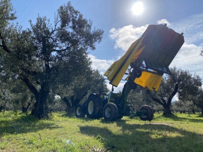 SICMA TR80 vučeni tresač maslina i drugih padajućih plodova