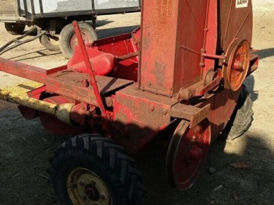 Silokombajn  ili silažer za sjenažu fahr