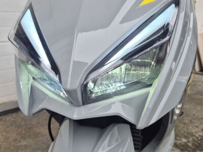 Skuter 49cm3. Scuter. Novi