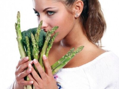 Špargla koren jednogodišnji