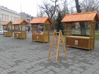 Izrada i gradnja montažnih kuća, i štandova