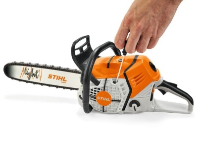Stihl motorna pila igračka