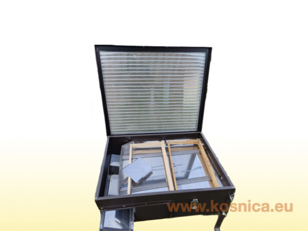 Sunčani topionik za topljenje voska 2 ili 4 AŽ okvira