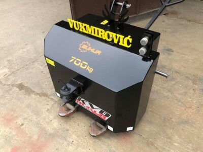 Tegovi za prednji hidraulik