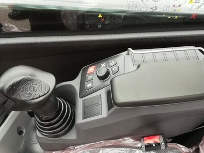 Teleskopski utovarivač Manitou MLT 730-115 V - NOVO - ISPORUKA ODMAH