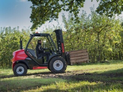 Terenski viličar Manitou MC 18-2