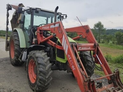 Traktor Claas Celtis 446 plus