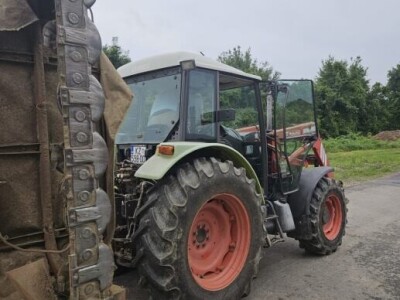 Traktor Claas Celtis 446 plus