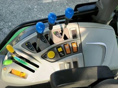 Traktor DEUTZ-FAHR mod. 5115.4 G DT HD LS