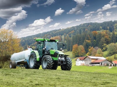 Traktor DEUTZ-FAHR mod. 5125