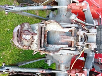 TRAKTOR IMT