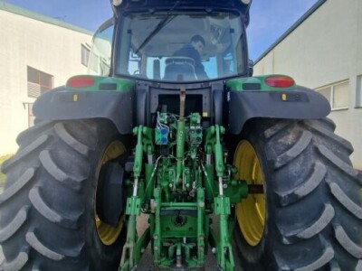 Traktor John Deere 6190R