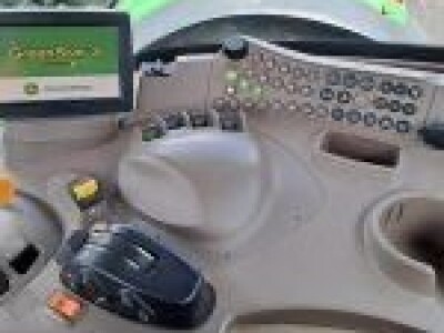 Traktor John Deere 7230R - 4680RS