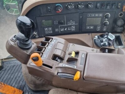 Traktor John Deere 7730