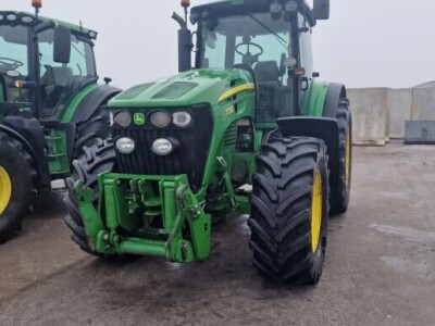 Traktor John Deere 7730