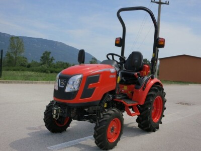 Traktor KIOTI CK2810-EU (ROPS) pogon 4x4 - 60 mjeseci garancije
