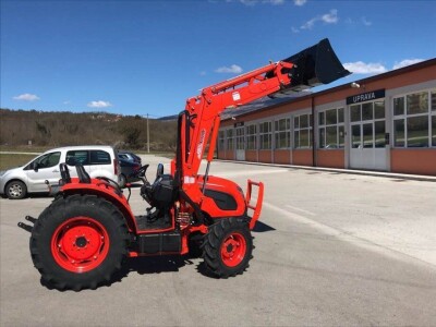 Traktor KIOTI DK5010NHS-EU NARROW (uska verzija) + UTOVARIVAČ 4x4