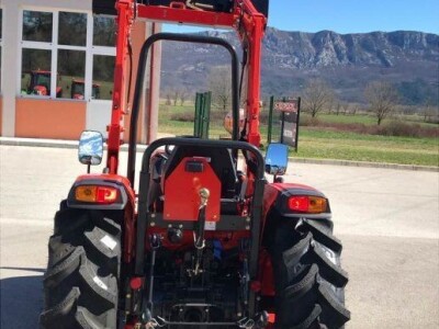 Traktor KIOTI DK5010NHS-EU NARROW (uska verzija) + UTOVARIVAČ 4x4