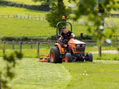 Traktor KUBOTA EK1-261