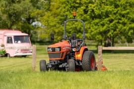 Traktor KUBOTA EK1-261