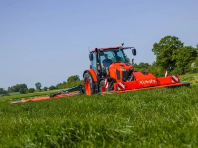 Traktor KUBOTA M6-121 U