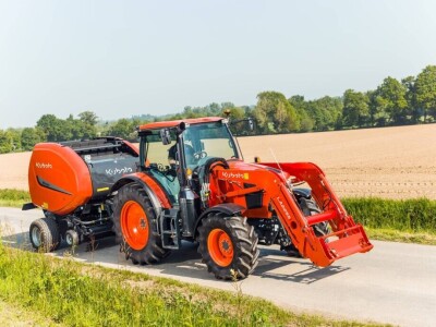 Traktor KUBOTA M6-121 U