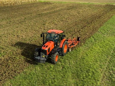 Traktor KUBOTA M6-141 U