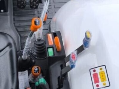 Traktor Lamborghini CRONO 80 LS - STAGE V