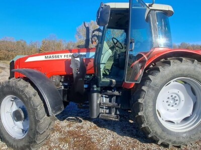 TRAKTOR MASSEY FERGUSON 5465