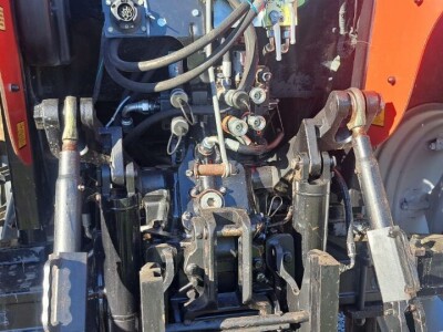 TRAKTOR MASSEY FERGUSON 5465