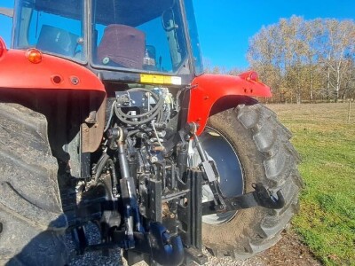 TRAKTOR MASSEY FERGUSON 5465