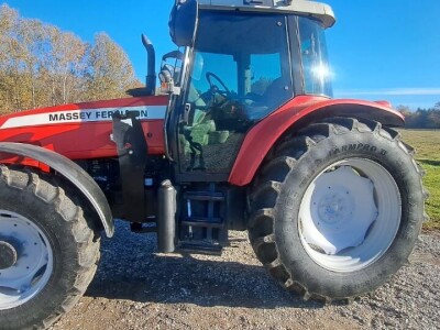 TRAKTOR MASSEY FERGUSON 5465
