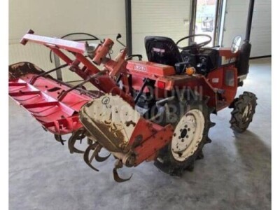 Traktor Yanmar F15d bez kabine