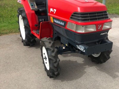 Traktor yanmar F7 4x4 malčer kubota iseki