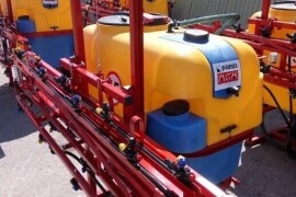 Traktorska Prskalica Panex AGM 600L, 12m grane, 3 rezervoara